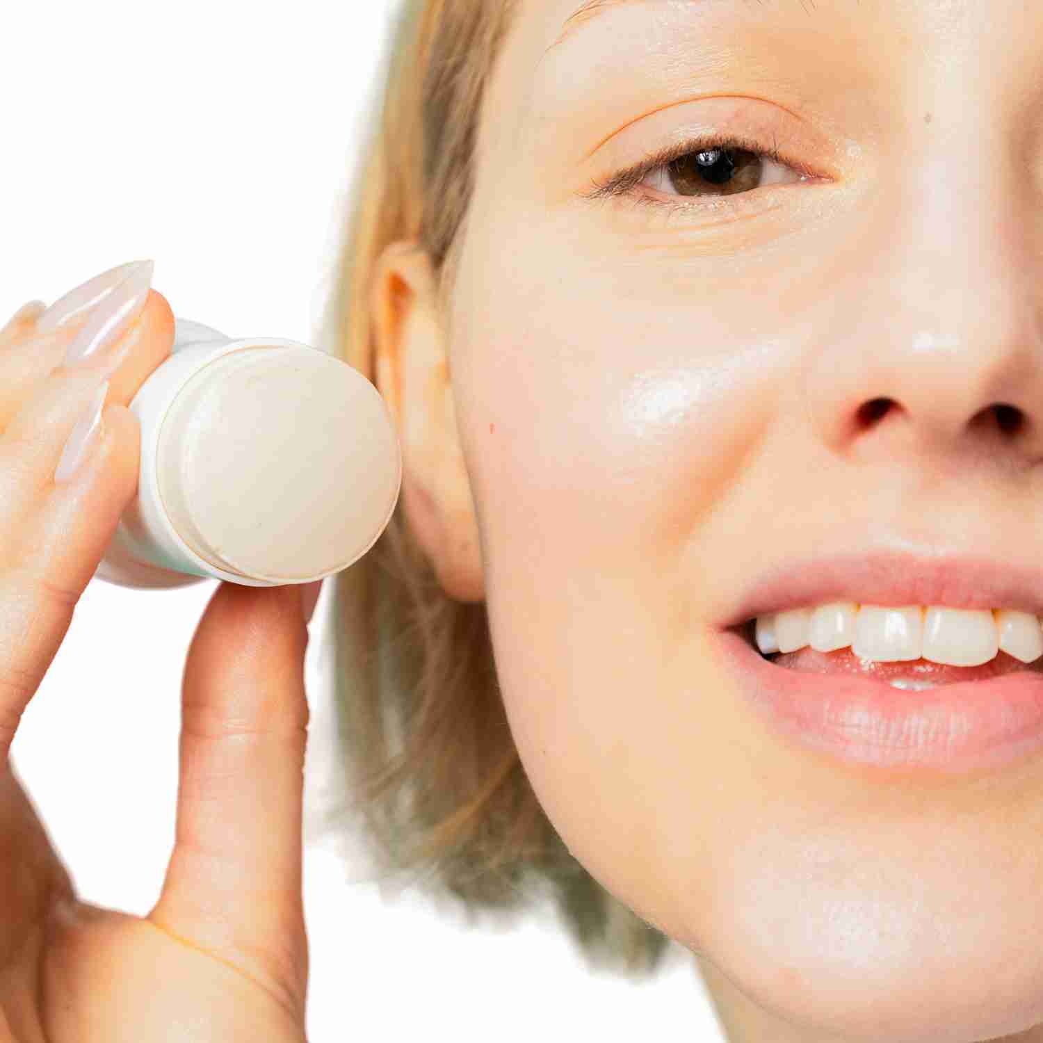 THE SHIMMER ONE SPF 45 (BARRA LUMINOSA CON PROTECCIÓN SOLAR)